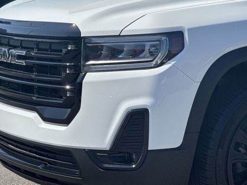 Certified 2023 GMC Acadia SLT w/ Elevation Edition image 6