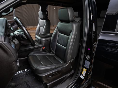 Used 2021 Chevrolet Tahoe Z71 image 30