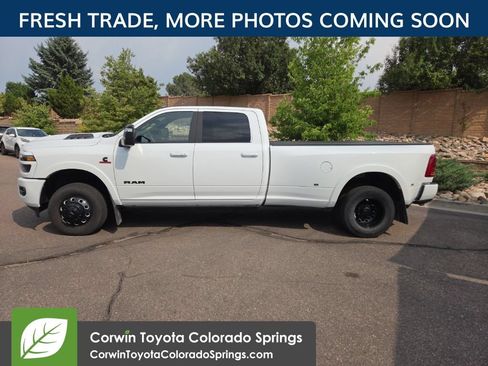 Used 2025 RAM 3500 Limited AWD/4WD image 5
