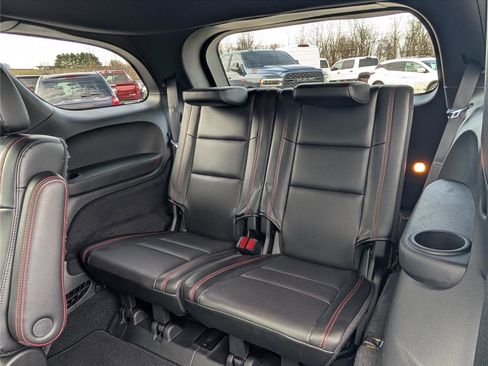 Used 2023 Dodge Durango GT image 13