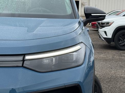 New 2026 Volkswagen Tiguan SE R-Line FWD image 4