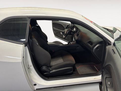 Used 2023 Dodge Challenger GT image 15