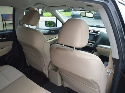Used 2015 Subaru Outback 2.5i Premium AWD/4WD image 30