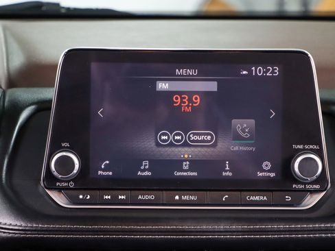 Used 2022 Nissan Rogue SV FWD image 19
