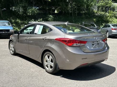 Used 2013 Hyundai Elantra GLS w/ Preferred Pkg FWD image 20