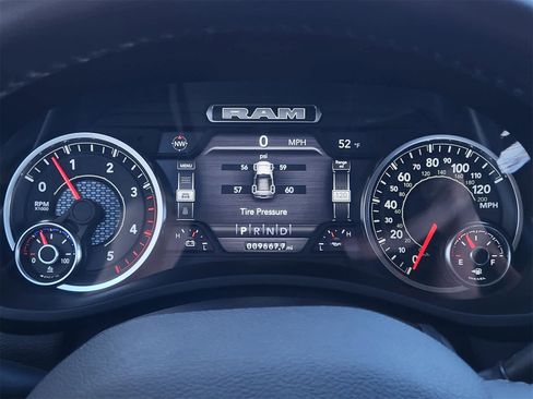 Used 2024 RAM 2500 Laramie image 15