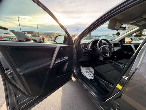 Used 2018 Toyota RAV4 LE w/ All Weather Liner Package image 10