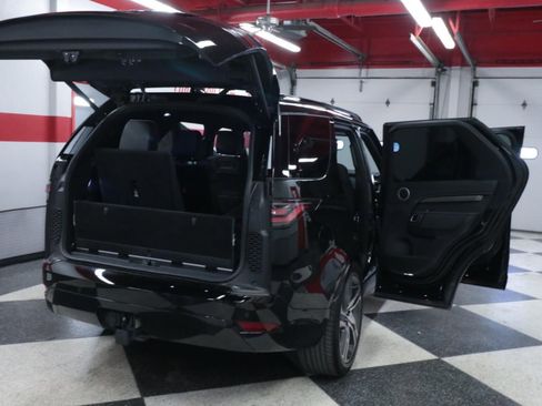 Used 2022 Land Rover Discovery HSE R-Dynamic image 33