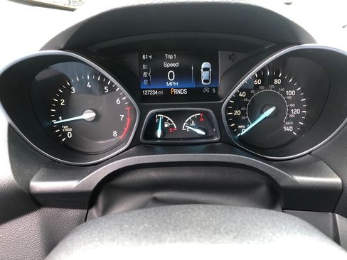 Used 2019 Ford Escape SEL AWD/4WD image 37