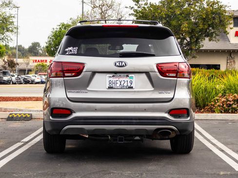 Used 2019 Kia Sorento EX image 5