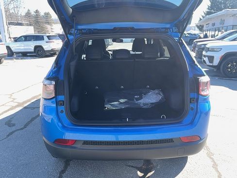New 2026 Jeep Compass Latitude AWD/4WD image 18