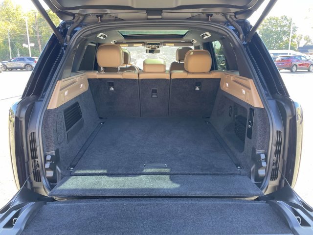 Used 2023 Land Rover Range Rover SE AWD/4WD image 8
