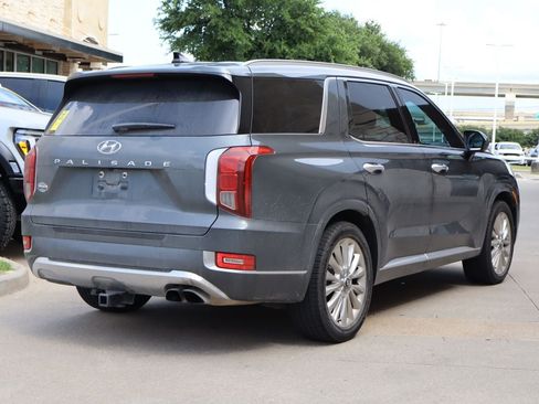Used 2020 Hyundai Palisade Limited FWD image 3