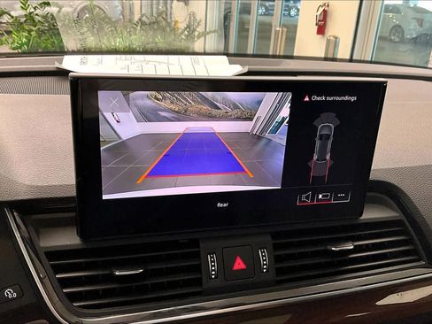 Certified 2023 Audi Q5 2.0T Premium w/ Convenience Package image 28