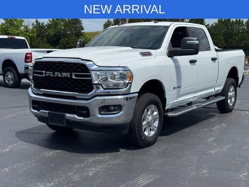 Used 2024 RAM 2500 Big Horn w/ Bed Utility Group AWD/4WD image 10