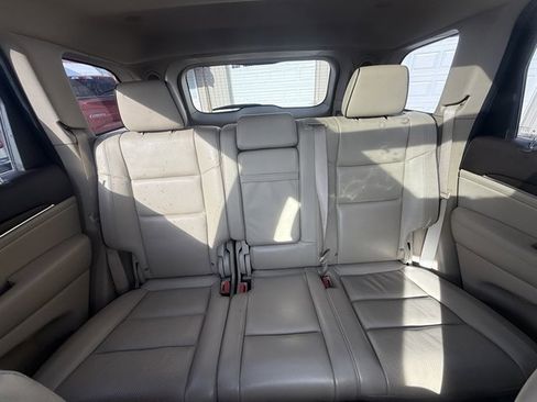 Used 2020 Jeep Grand Cherokee Overland image 40