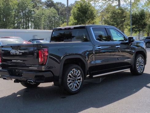 Used 2024 GMC Sierra 1500 Denali Ultimate AWD/4WD image 3