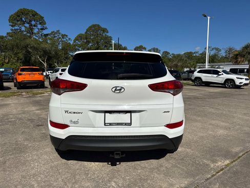 Used 2018 Hyundai Tucson SE AWD/4WD image 4