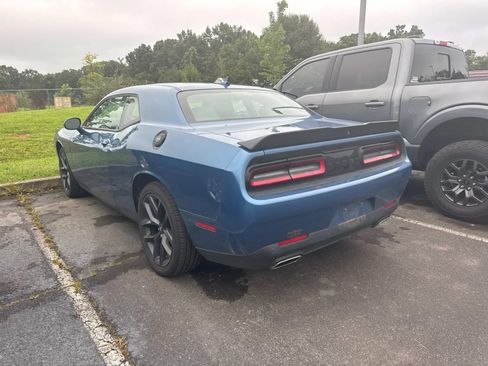 Used 2022 Dodge Challenger SXT w/ Plus Package RWD image 13