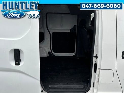 Used 2019 Nissan NV200 S image 9