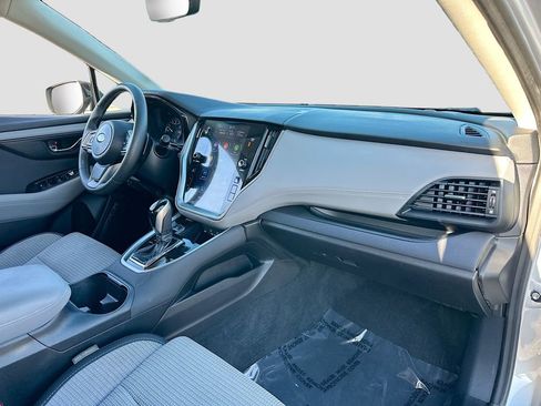 Used 2020 Subaru Outback Premium image 27