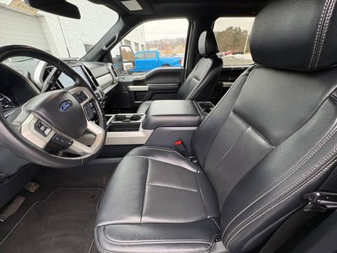 Certified 2022 Ford F350 Lariat w/ Lariat Ultimate Package image 13