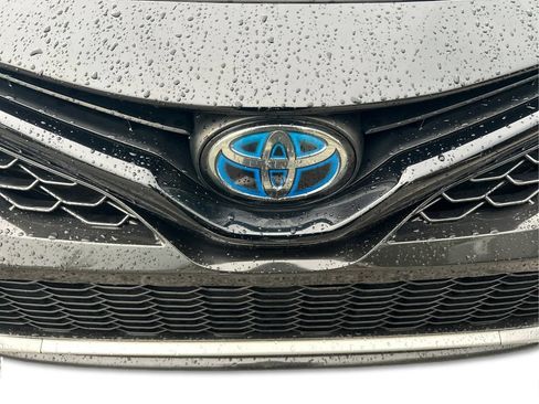 Used 2021 Toyota Camry XSE w/ Cold Weather Package FWD image 35