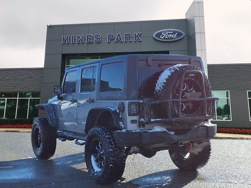 Used 2014 Jeep Wrangler Unlimited Sport image 5