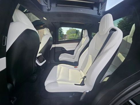 Used 2023 Tesla Model X AWD/4WD image 63