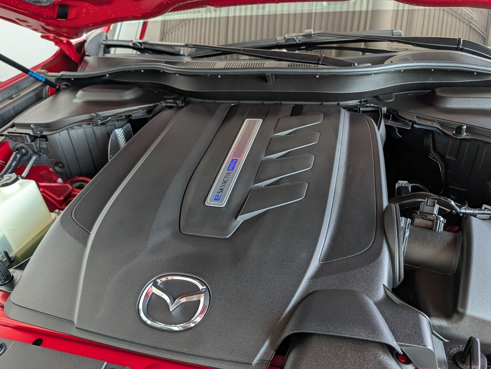 Certified 2025 MAZDA CX-90 Plug-In Hybrid w/Premium Sport AWD/4WD image 28