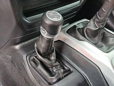 Used 2018 Jeep Wrangler Unlimited Sport S AWD/4WD image 12
