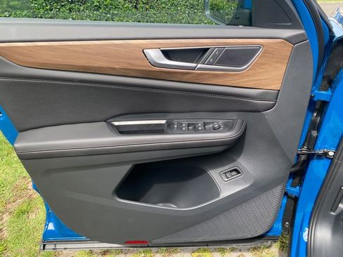 New 2026 Volkswagen Atlas SE image 13