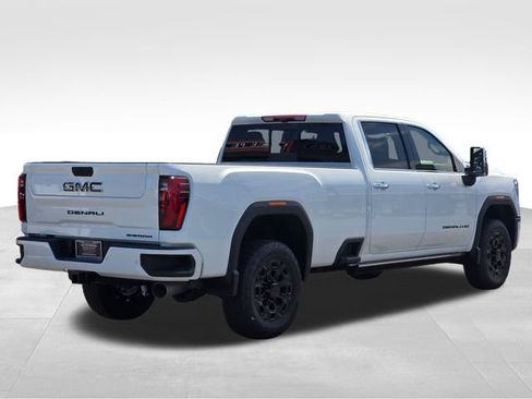 New 2026 GMC Sierra 3500 Denali w/ Denali Reserve Package AWD/4WD image 5