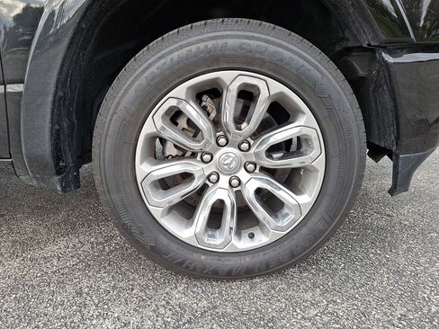 Used 2022 RAM 1500 Laramie w/ Sport Appearance Package image 10