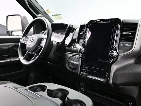 New 2025 RAM 2500 Tradesman AWD/4WD image 12