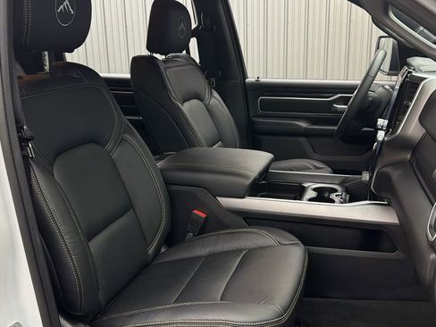 Used 2023 RAM 1500 Big Horn image 40