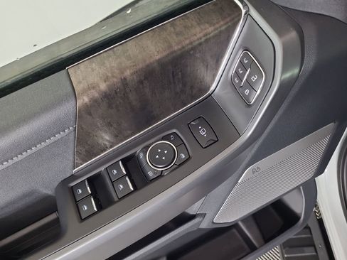 New 2026 Ford F350 Lariat w/ Black Appearance Package image 19