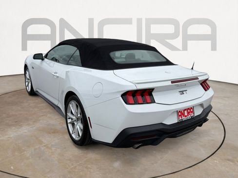 Used 2024 Ford Mustang GT Premium image 9