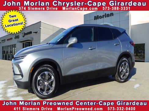 Used 2025 Chevrolet Blazer LT image 1