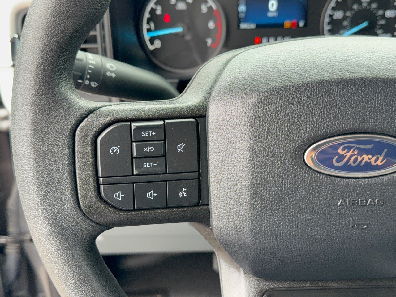 Used 2024 Ford F250 XL w/ STX Appearance Package AWD/4WD image 18