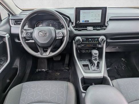 Used 2025 Toyota RAV4 XLE FWD image 22