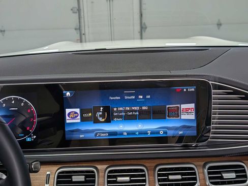 Certified 2026 Mercedes-Benz GLS 450 4MATIC image 19