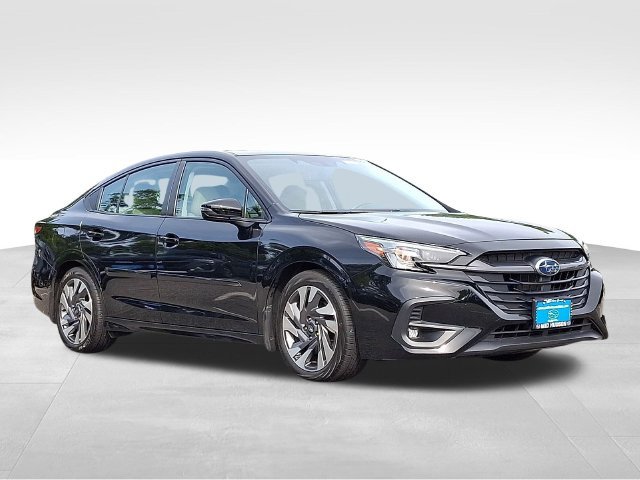 Used 2025 Subaru Legacy Limited AWD/4WD image 1