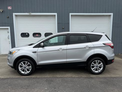 Used 2017 Ford Escape SE AWD/4WD image 7