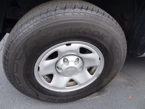 Used 2023 Toyota Tacoma SR image 21