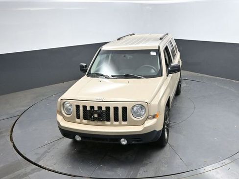 Used 2017 Jeep Patriot Sport FWD image 31