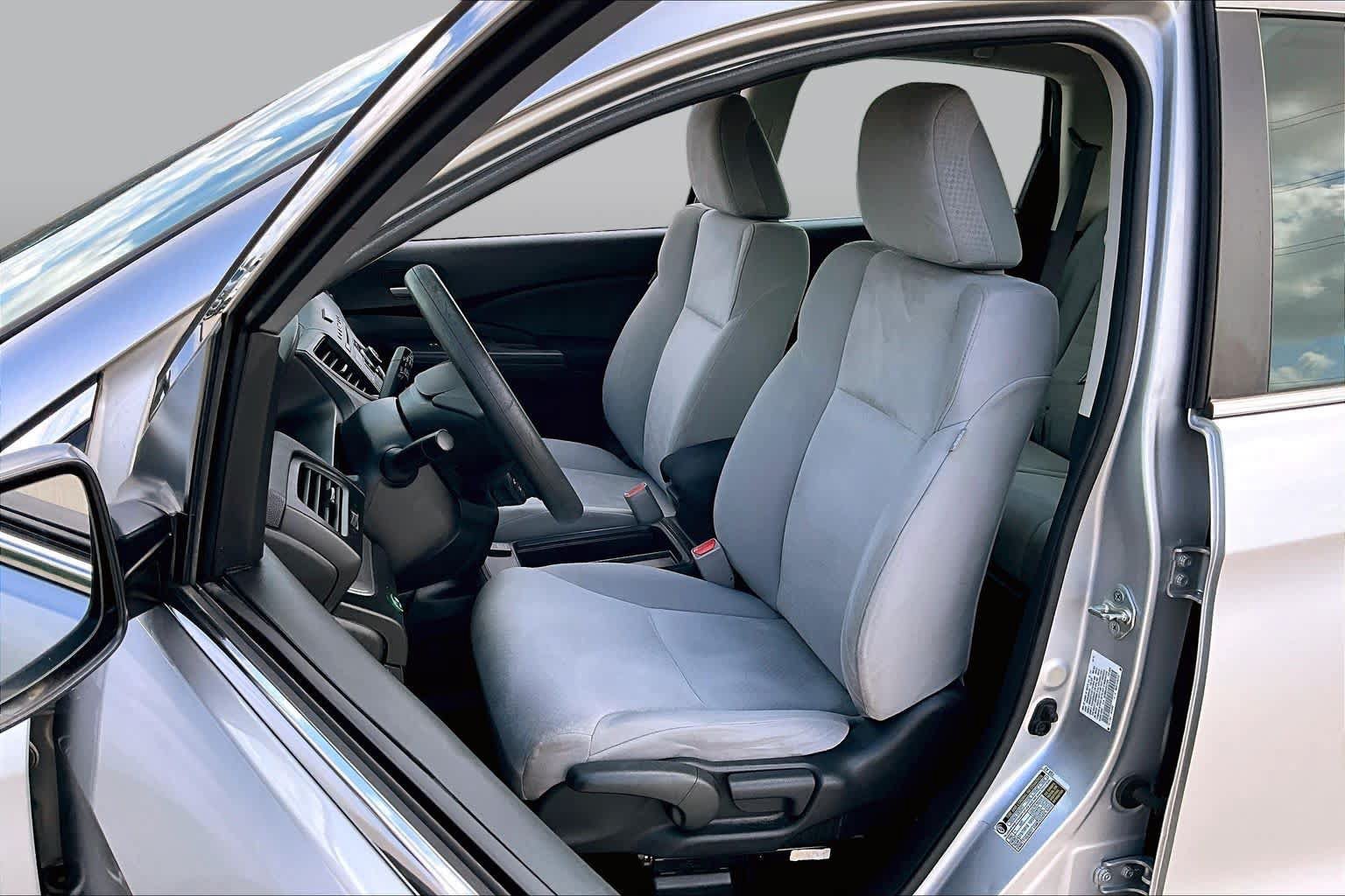 Used 2015 Honda CR-V LX image 8