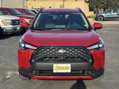 Certified 2024 Toyota Corolla Cross LE image 8