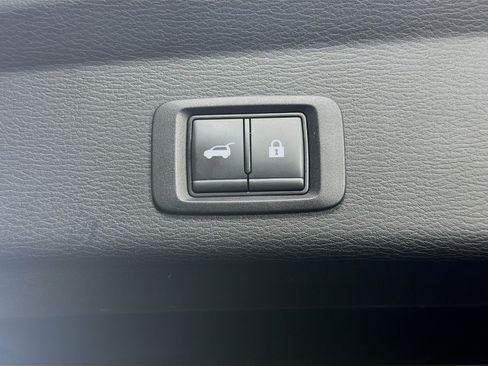 Used 2024 Mitsubishi Outlander SE FWD image 30