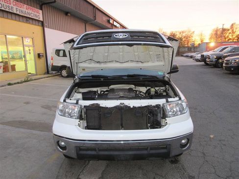 Used 2010 Toyota Tundra 4x4 Double Cab image 24